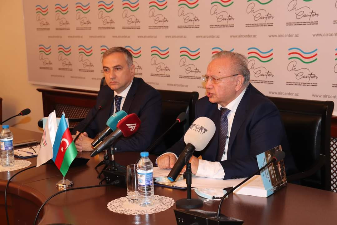 Состоялась презентация книги Гасана Гасанова «Дипломатия под грохот орудий: первая дипломатическая миссия Азербайджанской Республики»