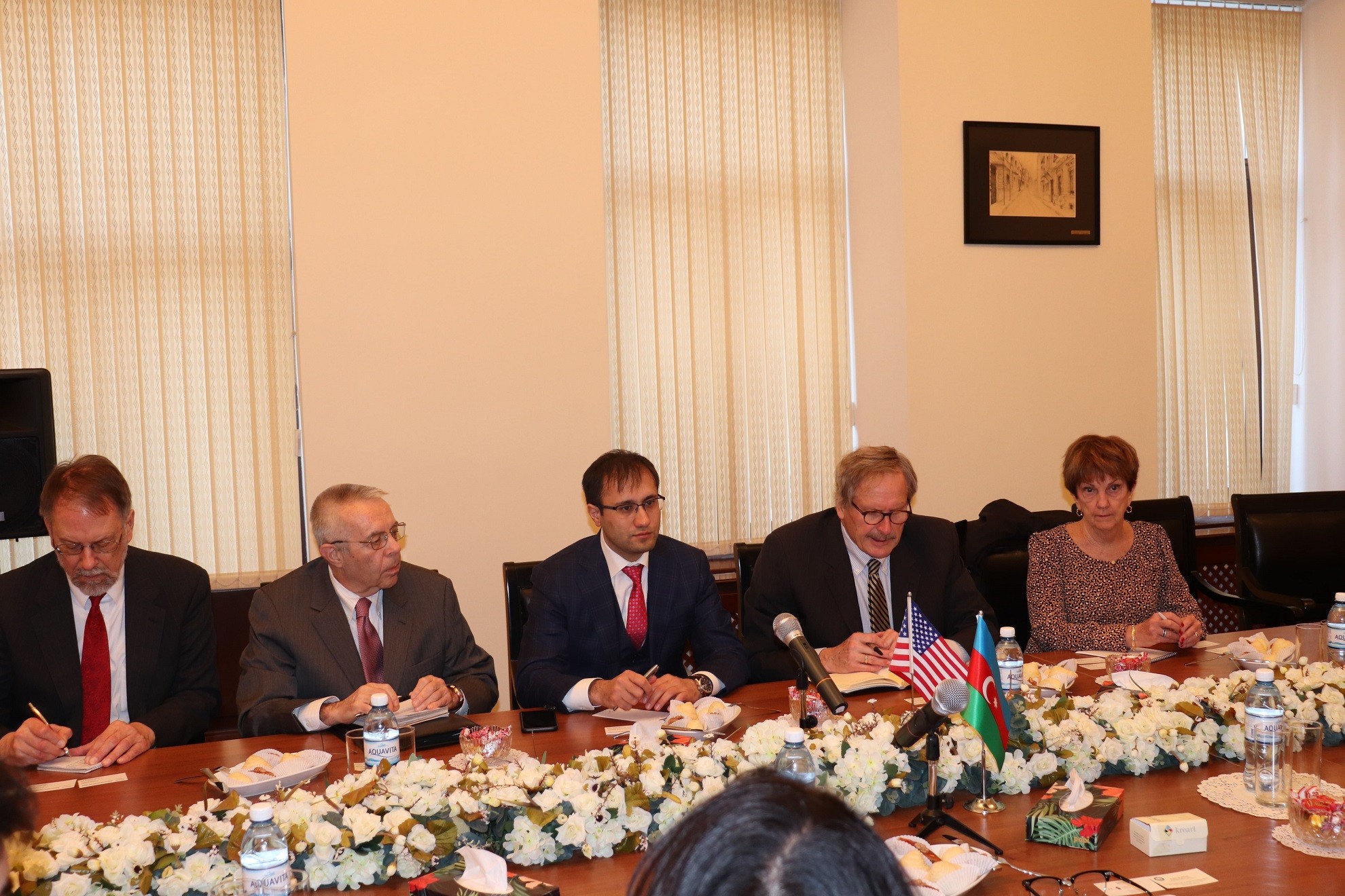 A meeting with joint delegation from US Caspian Policy Center and Heritage Foundation was held at the AIR Center
