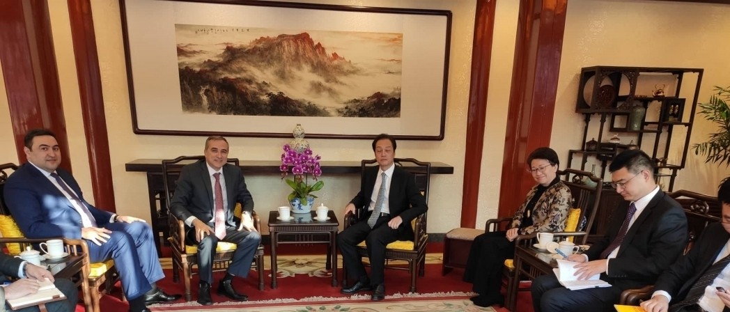 Dr. Farid Shafiyev discussed “The One Belt, One Road Initiative” in China  