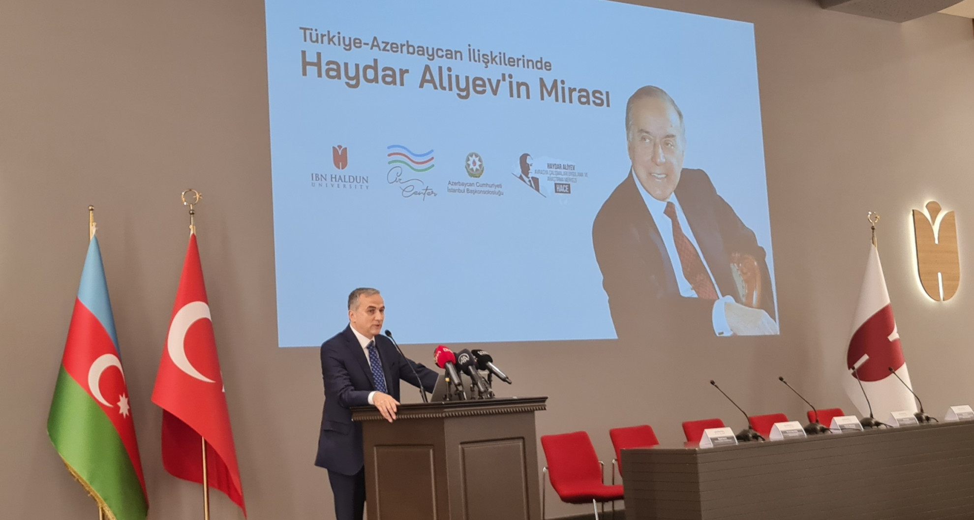 Конференция в Стамбуле: Наследие Гейдара Алиева в турецко-азербайджанских связях